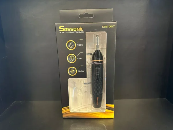 מכשיר תספורת לאף, אוזניים וגבות באריזת Sassonic, מתאים לשימוש אישי ומקצועי.